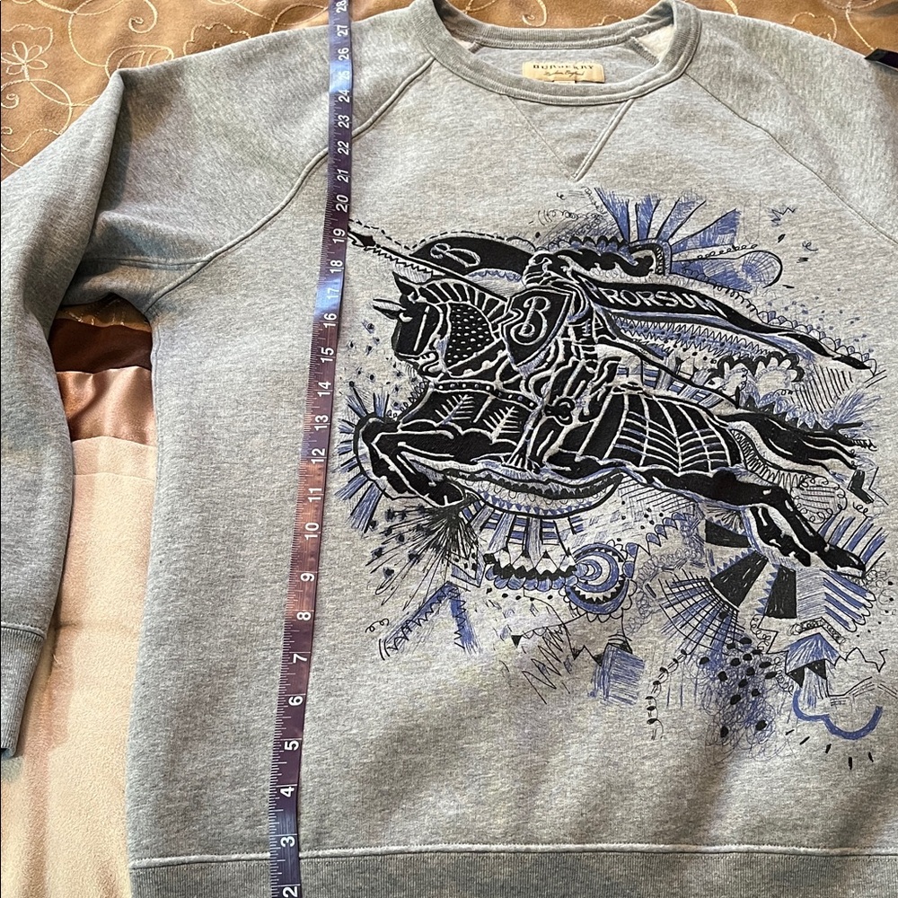 Burberry Sweatshirt (Size: M) - Picture 9 of 9